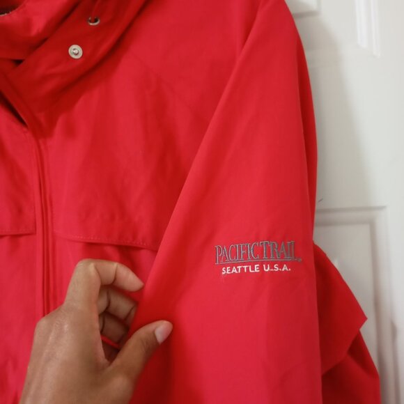 Pacific Trail Ladies Red Hooded Outdoor Jacket M Adjustable Cuffs & Pockets Mens - Picture 7 of 13